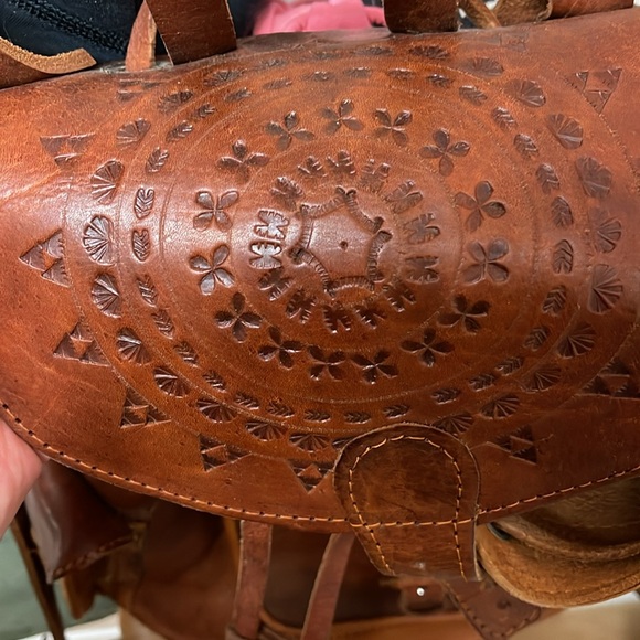 Beautiful handmade leather backpack - Picture 6 of 6